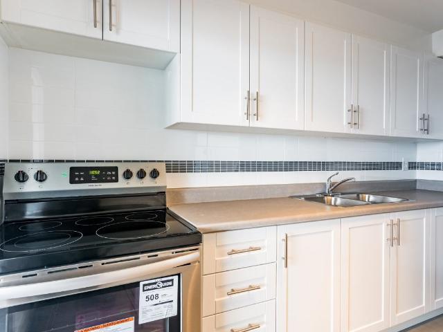 West Park Village Apartments 3 Bedroom Apartment for Rent at 10 Blackfriar Ave, Toronto, ON M9R 3S4 Kingsview Village