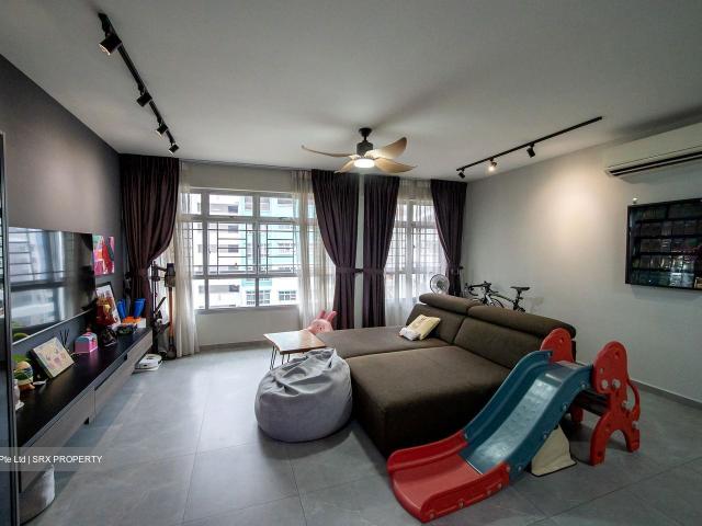 West Ridges @ Bukit Batok, HDB 5 Rooms