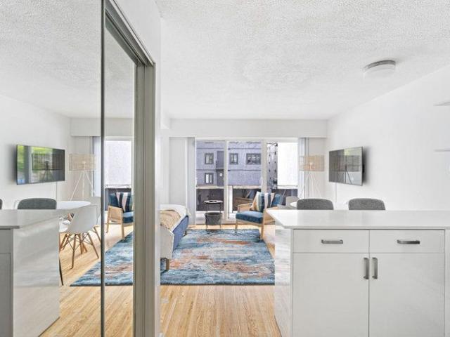 West 11th Avenue