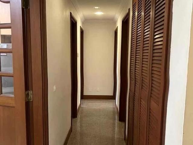 Westcove Condominium D5, Condominium