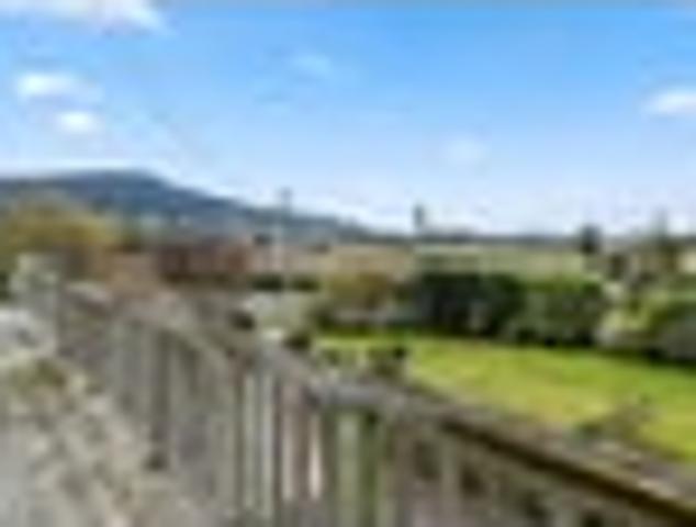 Westbrook, 5 bedrooms, $850 pw