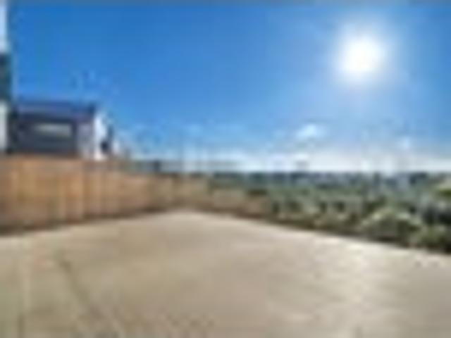 Westgate, 4 bedrooms, $860 pw