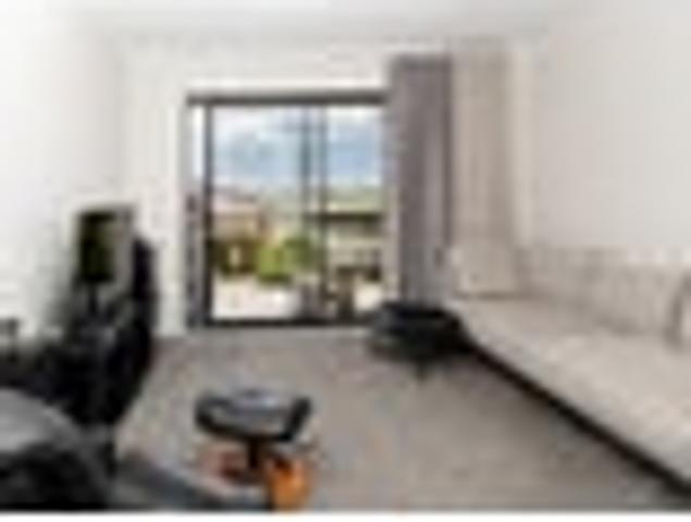 Westgate, 2 bedrooms, $620 pw
