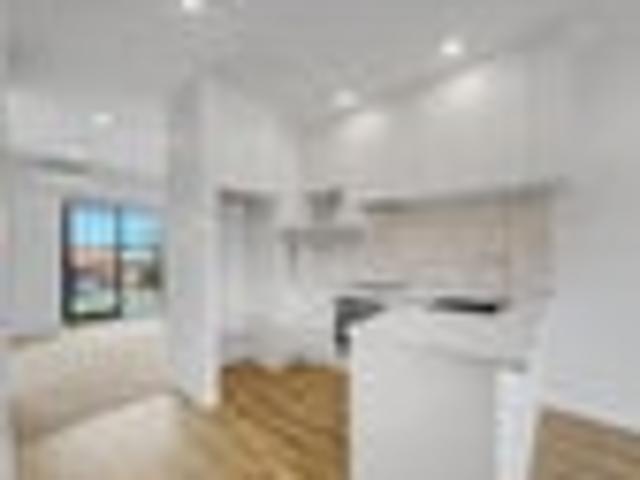 Westgate, 3 bedrooms, $690 pw