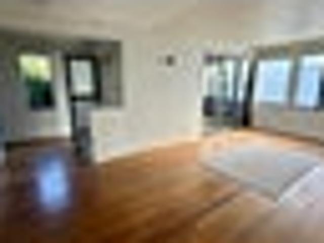 Western Springs, 3 bedrooms, $730 pw
