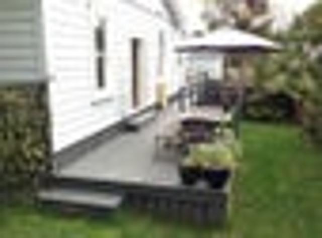 Western Springs, 3 bedrooms, $825 pw