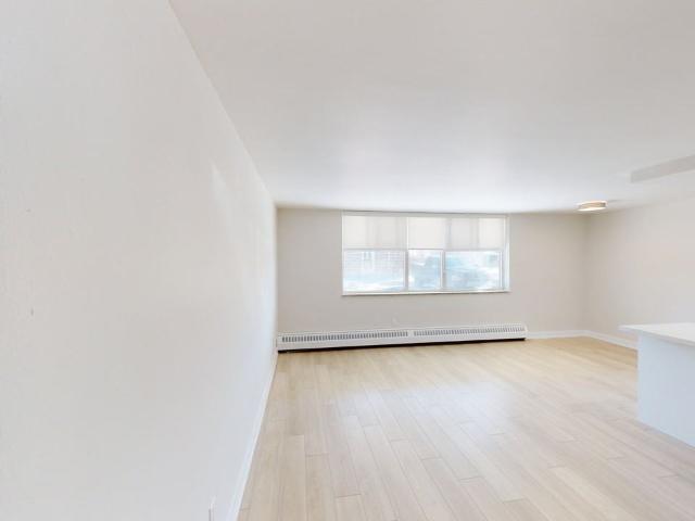 Weston Road Apartments 1 Bedroom Apartment for Rent at 2222 Humber Park North, Toronto, ON M9N 1Y7 Weston
