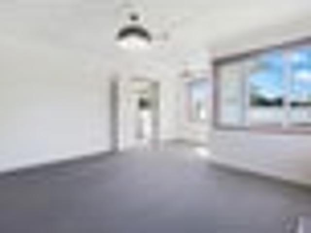 Westown, 3 bedrooms, $575 pw