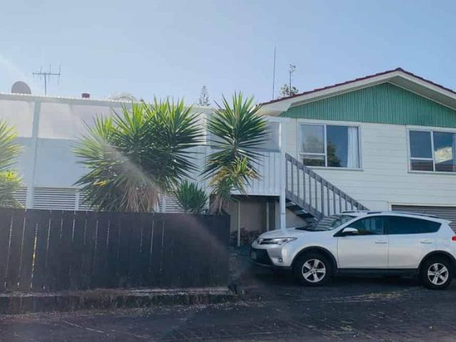 Westlake and Rangitoto Zone