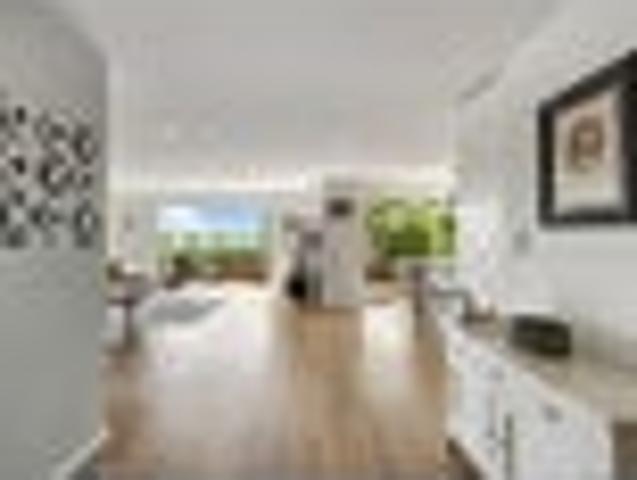 Westmere, 4 bedrooms, $1625 pw