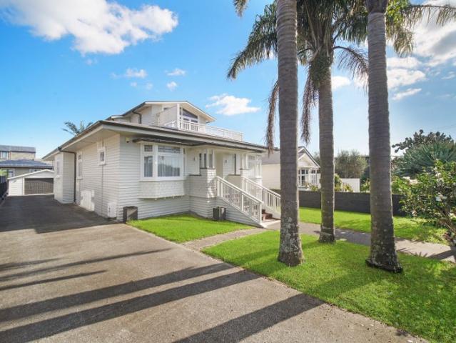 westmere, 5 bedrooms