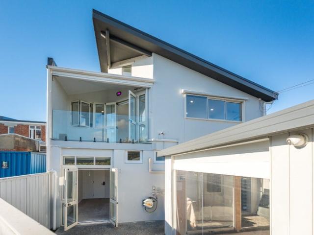 westmere, 2 bedrooms