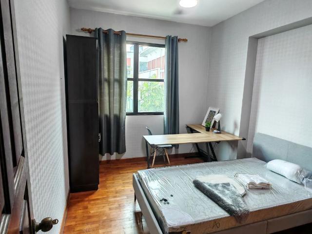 Westmere D22, Condominium