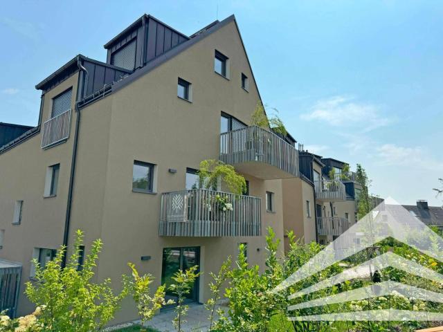Sonnige 2 Zimmerwohnung mit Balkon am Auberg. sofort bezugsfertig!