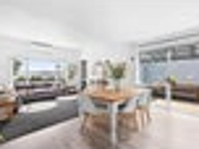 Westshore, 3 bedrooms, $700 pw