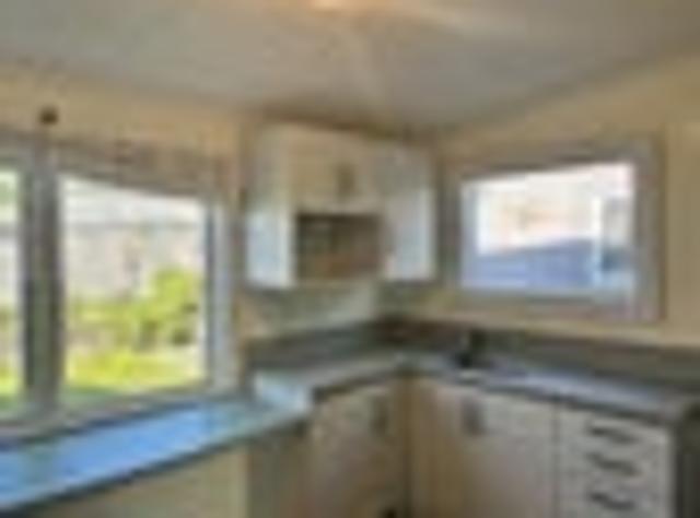 Westshore, 2 bedrooms, $470 pw