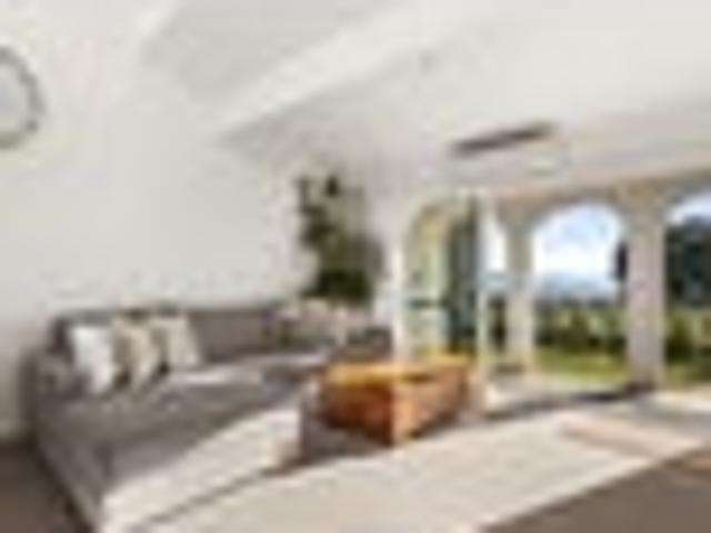 Westshore Beachfront Living, Stunning Ocean Views