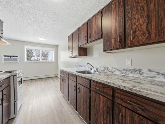 Westwood Apartments 1 Bedroom Apartment for Rent at 633 28th St W, Prince Albert, SK S6V 6K5