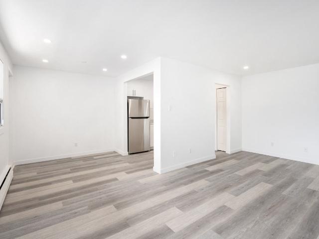 Westwood House 1 Bedroom Apartment for Rent at 33 Boul Brunswick, Dollard Des Ormeaux, QC H9B 1P4 Westwood