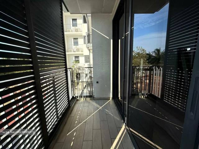 Westwood Residences D22, Condominium