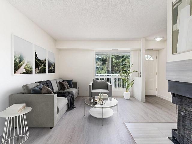 Westwinds Of Summerlea 2 Bedroom + Den Premium House For Rent