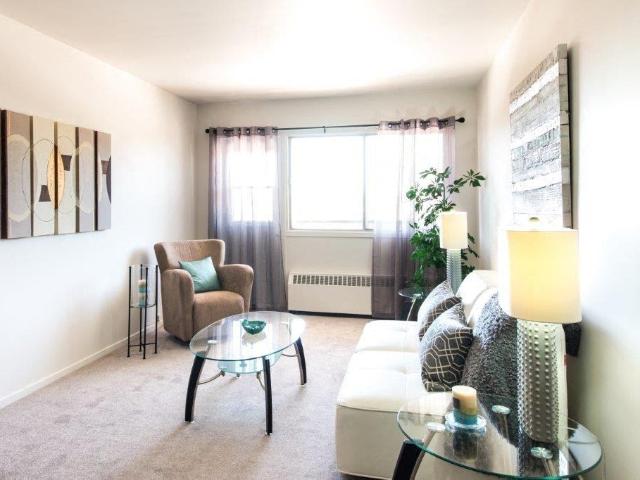 Westview Place Studio Apartment for Rent at 52 Bayswater Pl, Kingston, ON K7M 2C2 Polson Park