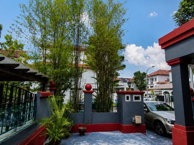 Westville Corner Terrace For Sale, $2,650,000, 5 Bed 5 Bath 2,400 sqft $1,145.00 psf