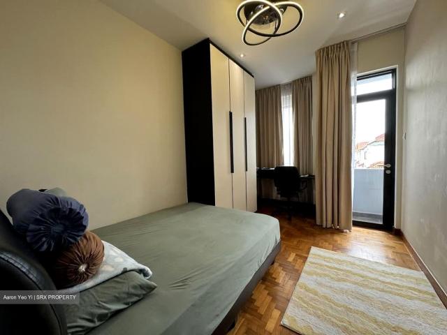 Westville D22, Terrace