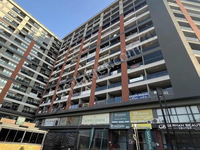 Wespointte 1+0 İzmir Cepheli Eşyalı Ofis