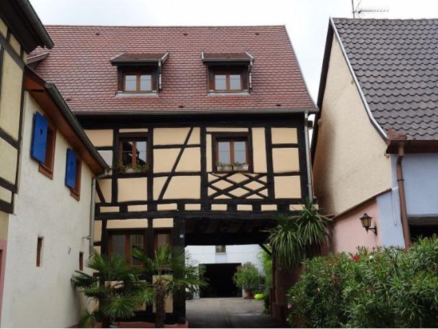 WETTOLSHEIM Centre