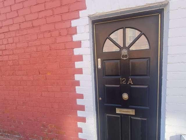Whole 1 bedrooms apartment in Dublin 4