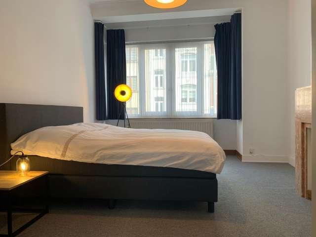Whole 1 bedrooms apartment in Etterbeek
