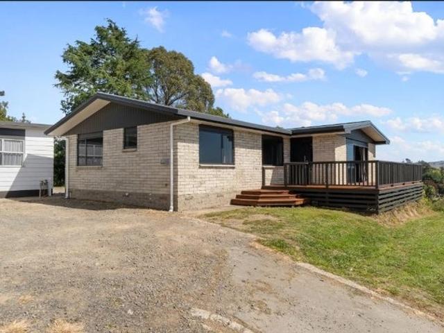 whatawhata, 6+ bedrooms