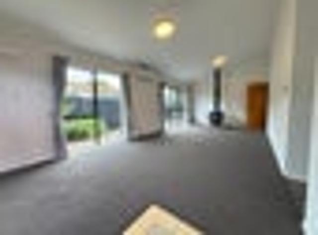Whau Valley, 2 bedrooms, $530 pw