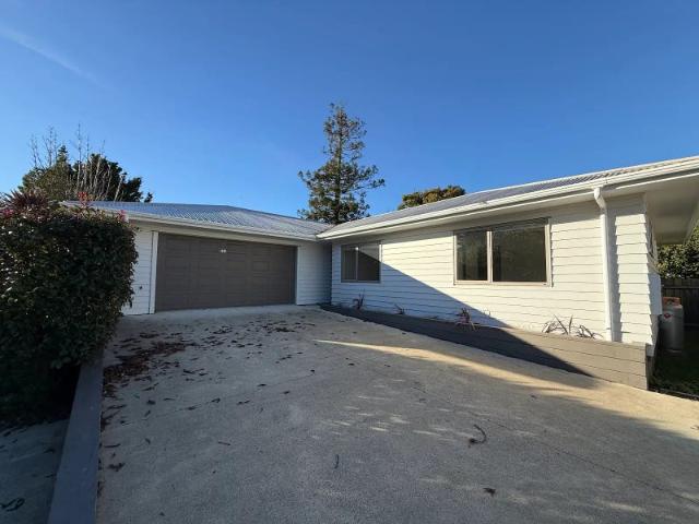 whakatane, 3 bedrooms