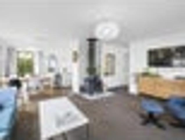 Whalers Gate, 4 bedrooms, $650 pw