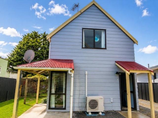 Whanganui Central, 2 bedrooms