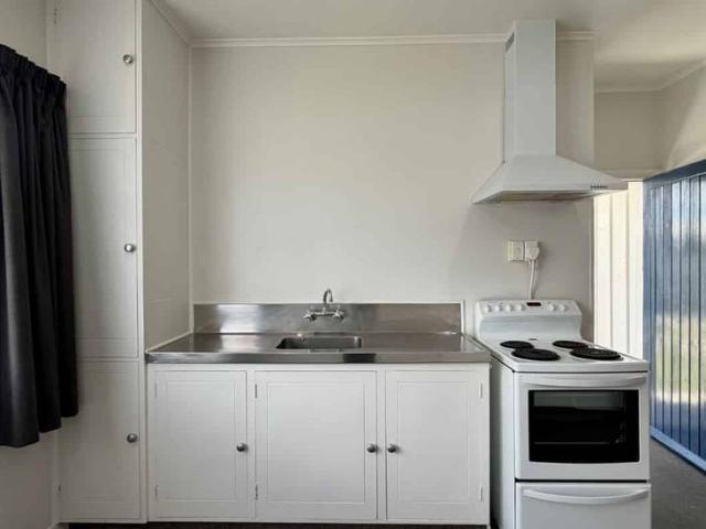 WHANGANUI EAST 2 BEDROOMS