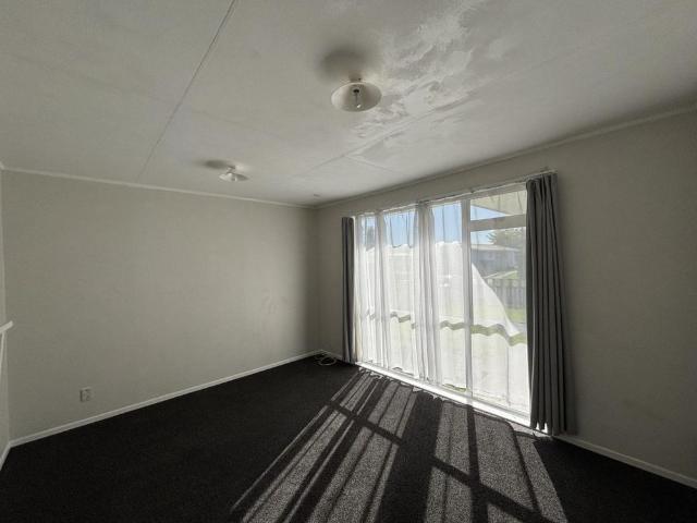 Whanganui East, three bedrooms