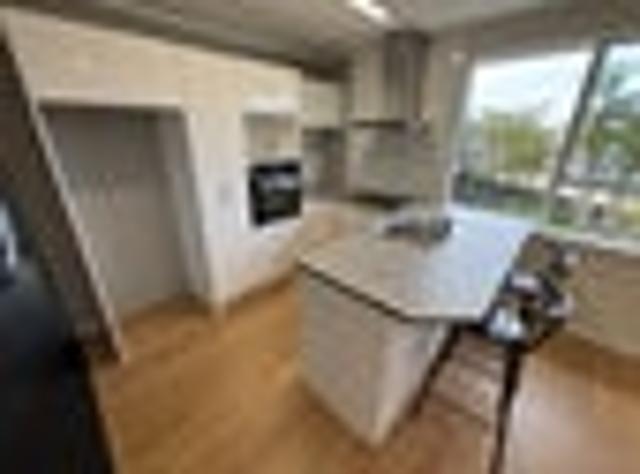 Whangaparaoa, 4 bedrooms, $690 pw
