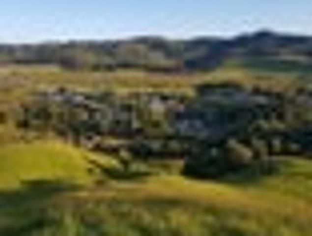 Wharariki Holiday Park, Cabins and Backpackers