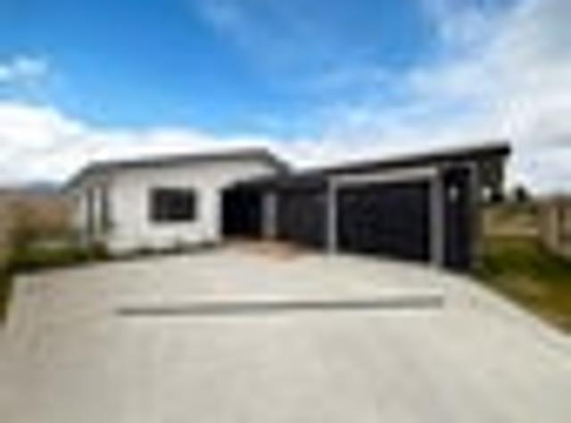 Wharewaka, 3 bedrooms, $725 pw
