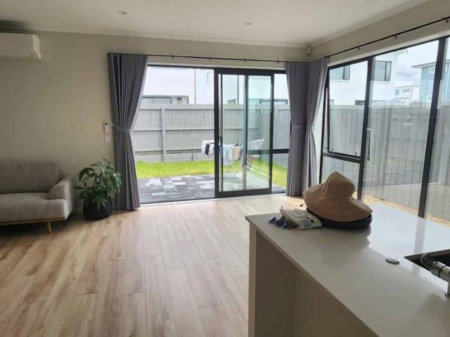 Whenuapai, 3 bedrooms
