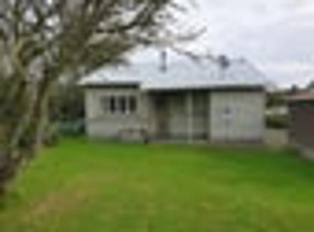 Whenuapai, 2 bedrooms, $565 pw