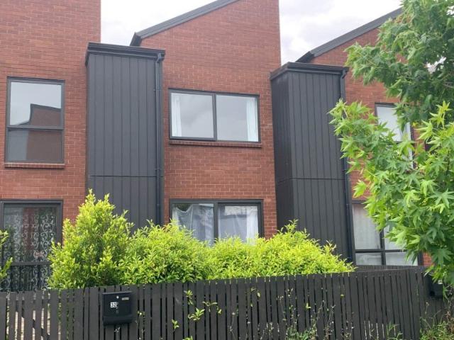 whenuapai, 2 bedrooms
