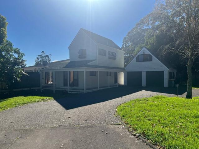 whenuapai, 4 bedrooms