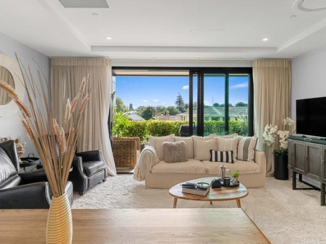 Where Comfort Meets Class