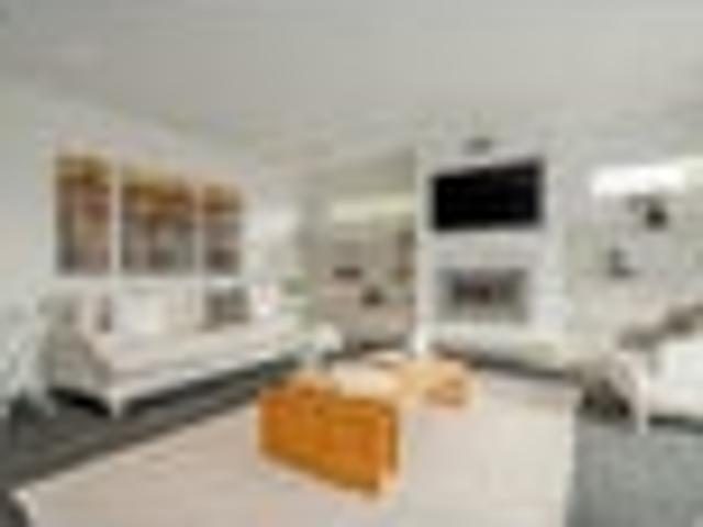 Prime marshland lifestyle property with space