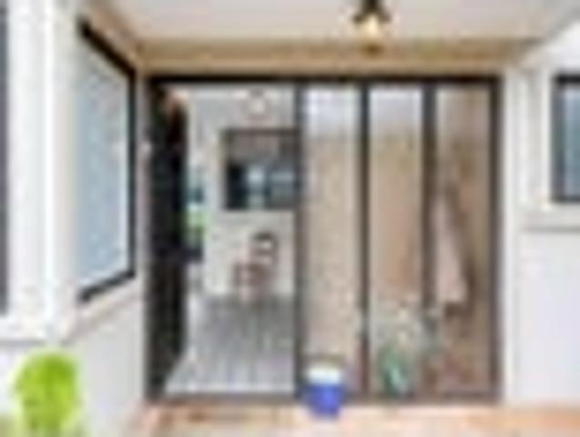 Where light, space and style converge.