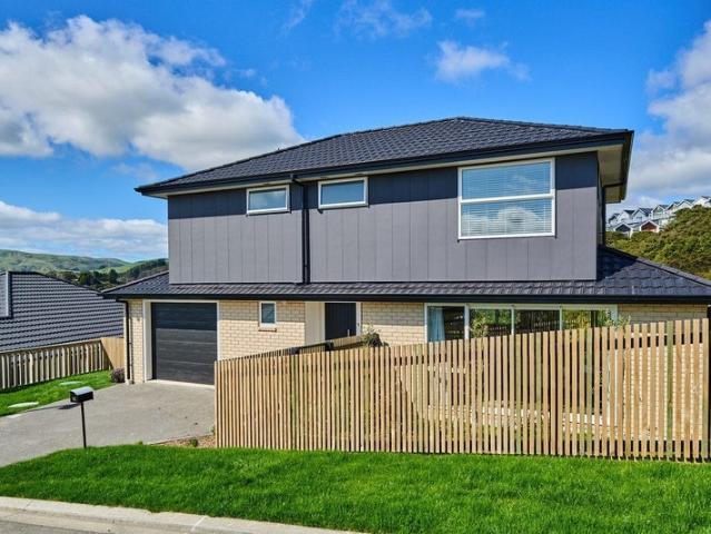 whitby, 3 bedrooms